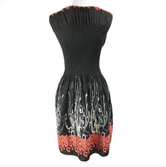 NWOT Black Max Edition Printed Shirred Stretch Dress Sz Small - Picture 4 of 13